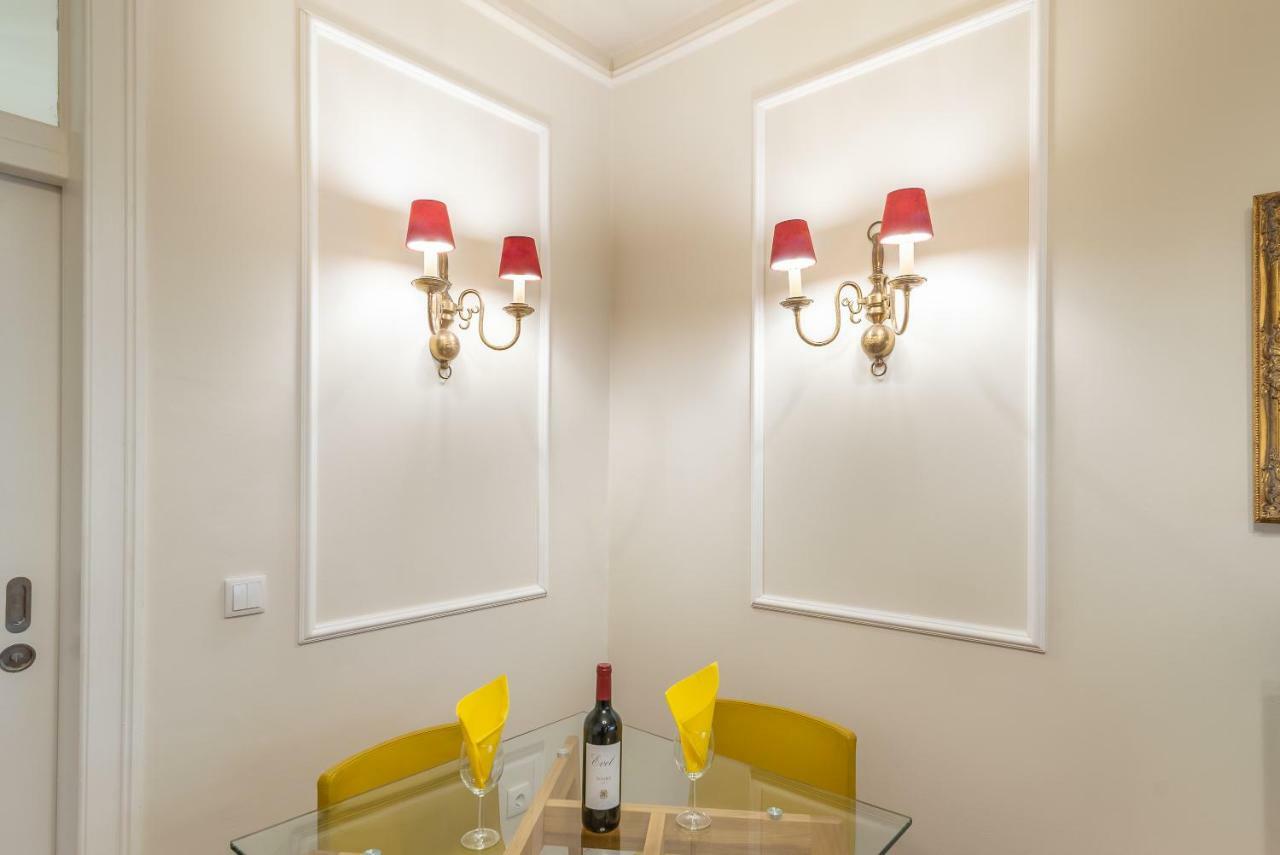 Portuguese Charm In Lisbon Apartment Exterior photo